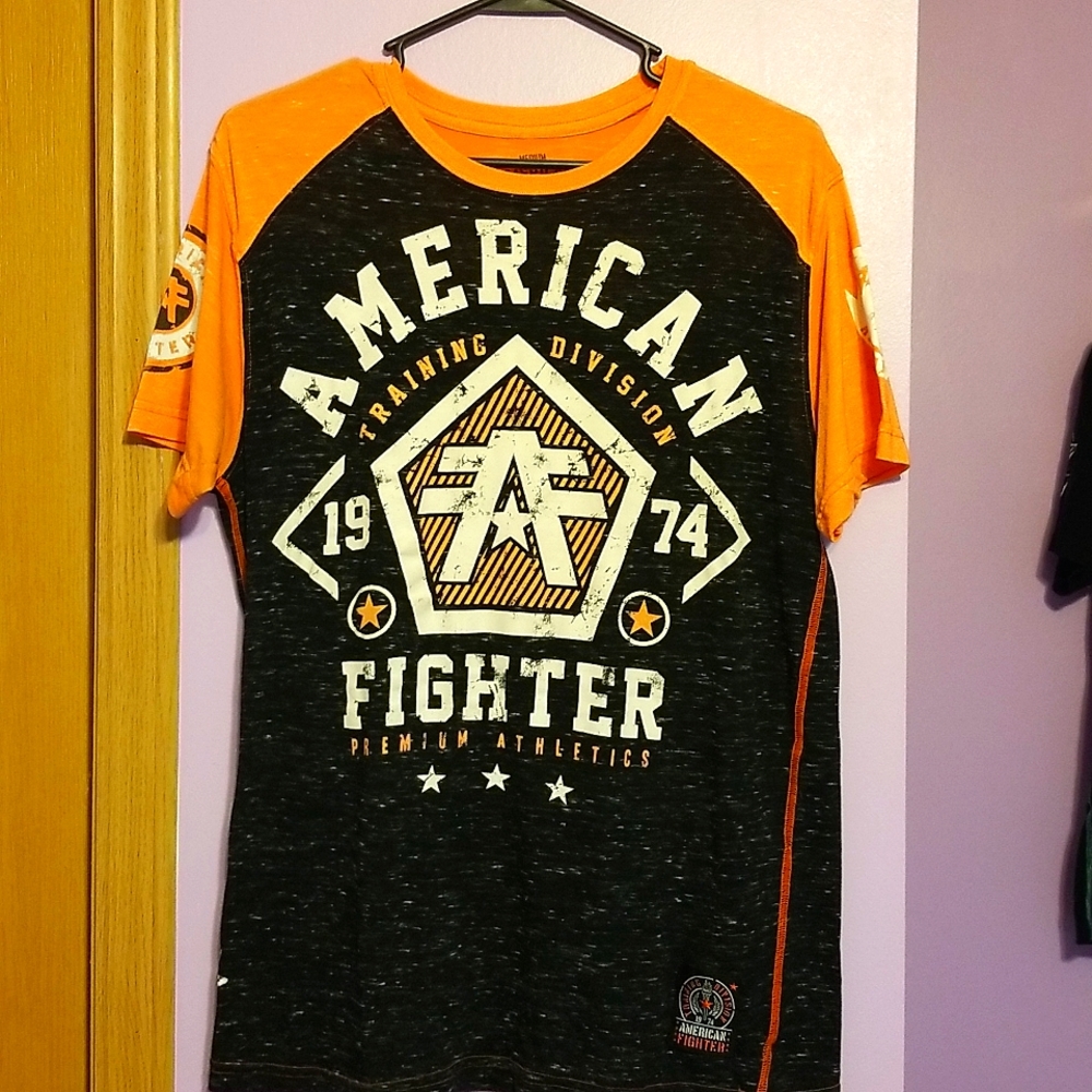 M American Fighter (Buckle) tshirt